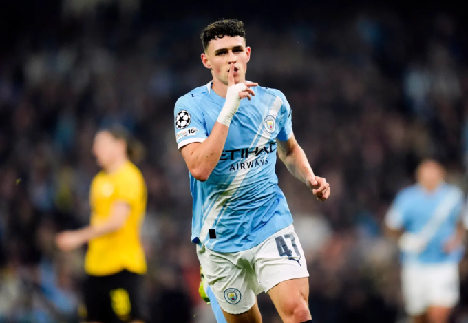 Phil Foden mừng bàn mở tỷ số. Ảnh: AP