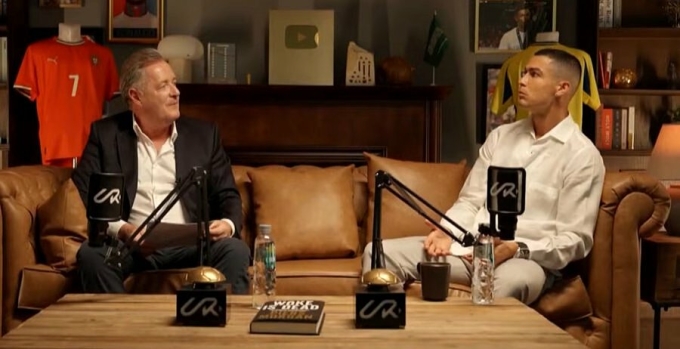 Ronaldo: 'Cầu thủ giỏi nhất lịch sử không được định nghĩa bằng World Cup' Ronaldo trong cuộc trò chuyện với MC Piers Morgan, mới được đăng tải ngày 6/11.