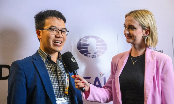 Lê Quang Liêm trong phỏng vấn sau lượt về vòng bốn World Cup cờ vua tại Goa, Ấn Độ ngày 12/11/2025. Ảnh: FIDE