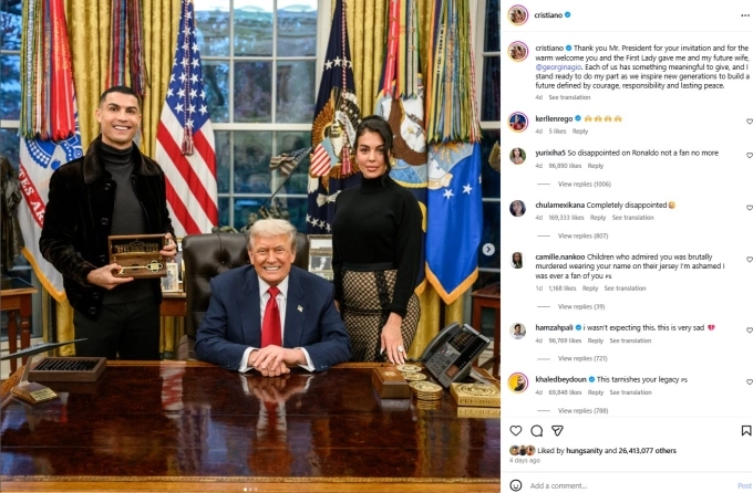 Messi - Ronaldo: Cuộc đua tiếp diễn bên ngoài sân cỏ Bài đăng của Ronaldo về chuyến thăm phòng Bầu Dục, Nhà Trắng trên Instagram. Ảnh chụp màn hình