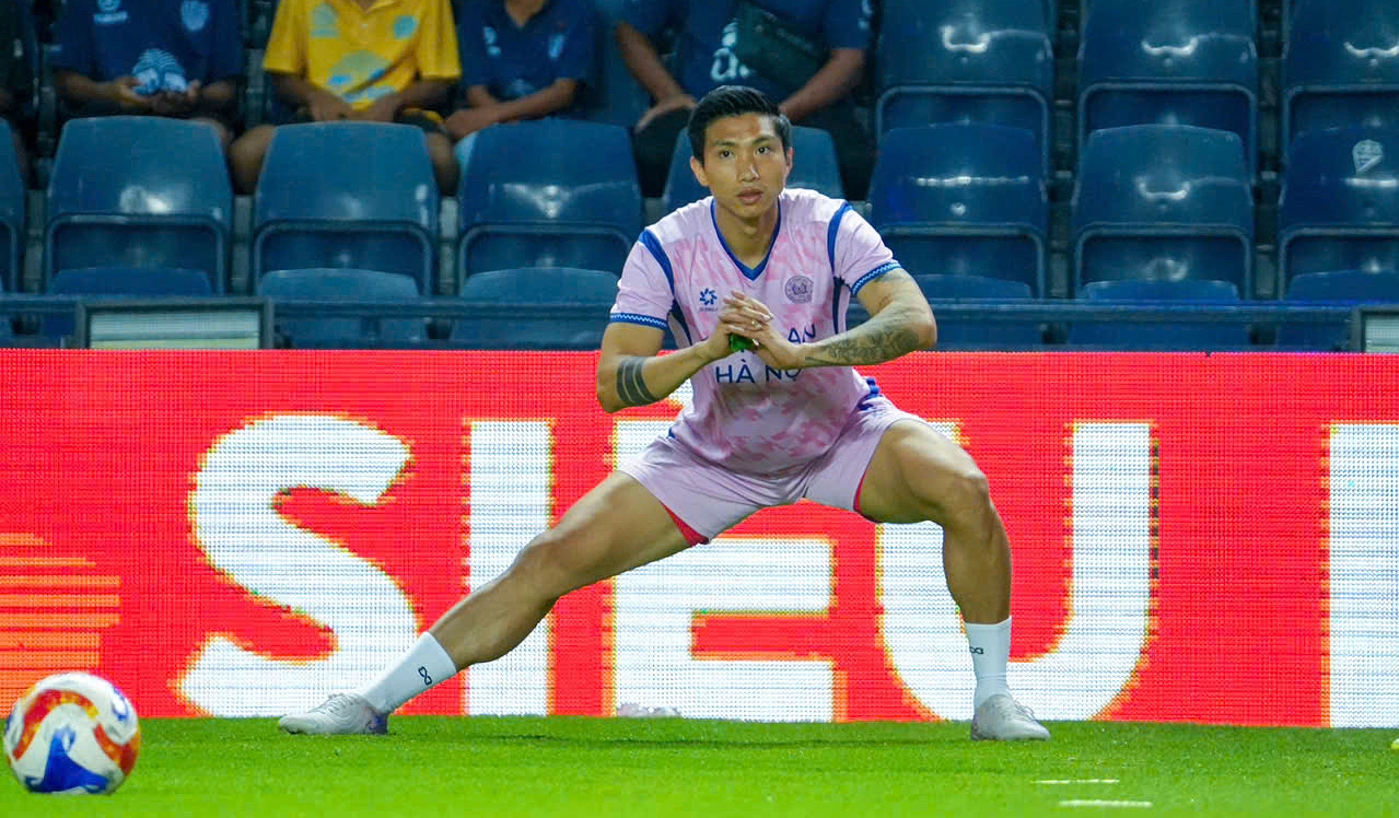 Phản ứng của truyền thông Indonesia khi Văn Hậu tái xuất sân cỏ 3 Văn Hậu tái xuất, chơi trọn trận đấu ở Cup Đông Nam Á - Báo VnExpress Thể thao