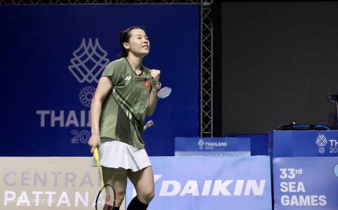 Nguyễn Thùy Linh mở màn thuận lợi cho cầu lông Việt Nam ở SEA Games 33. Ảnh: Đức Đồng