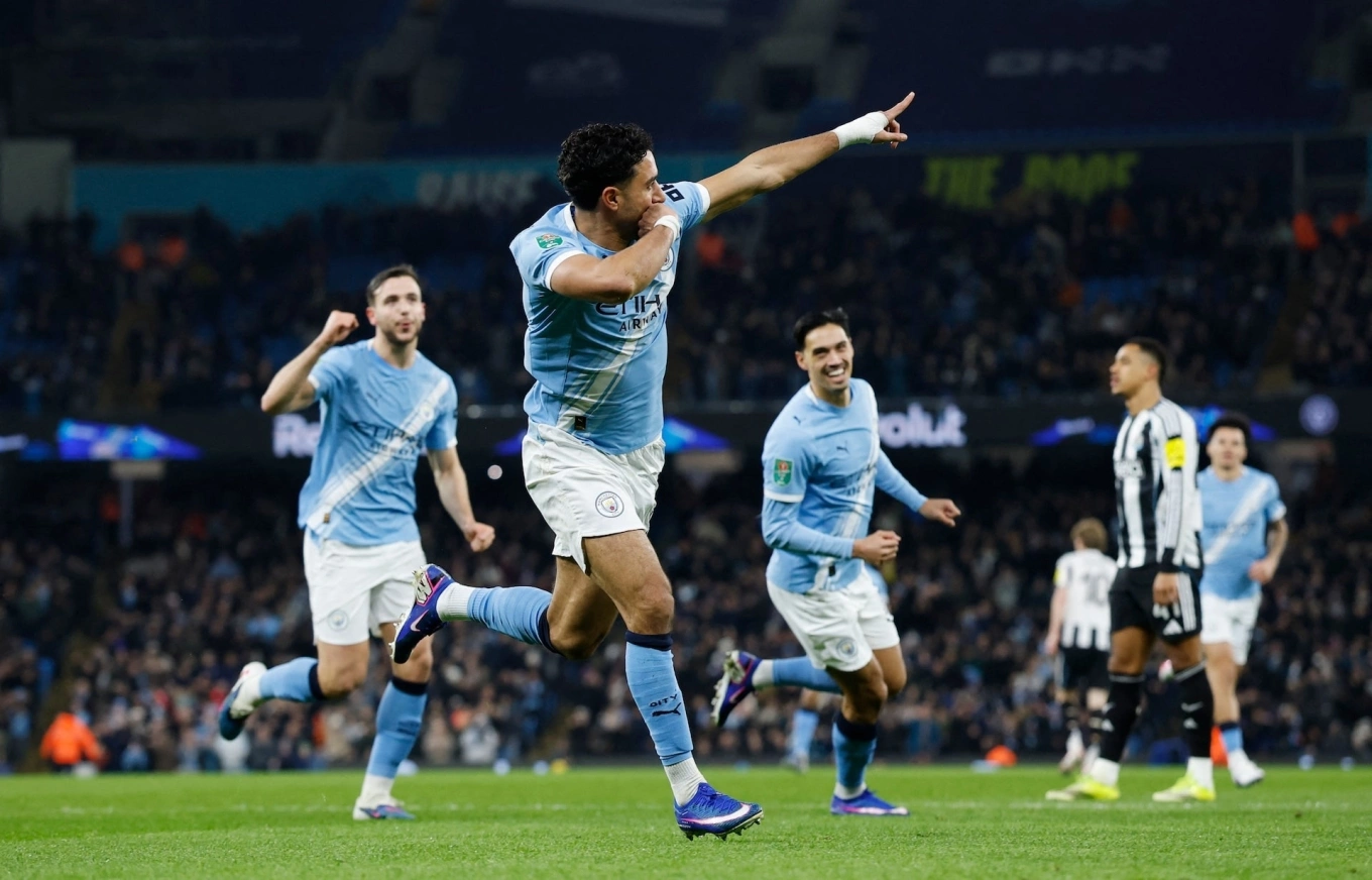 Man City lập kỳ tích 100 năm sau chiến thắng trước Liverpool 6 Man City gặp Arsenal ở chung kết Cup Liên đoàn Anh - Báo VnExpress Thể thao