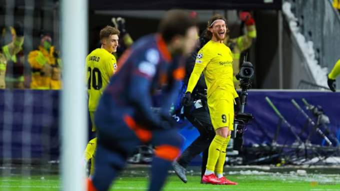 Kasper Hogh mừng bàn trong trận Bodo/Glimt thắng Inter Milan 3-1 trên sân Aspmyra, Bodo, Na Uy. Ảnh: Reuters Kasper Hogh mừng bàn trong trận Bodo/Glimt thắng Inter Milan