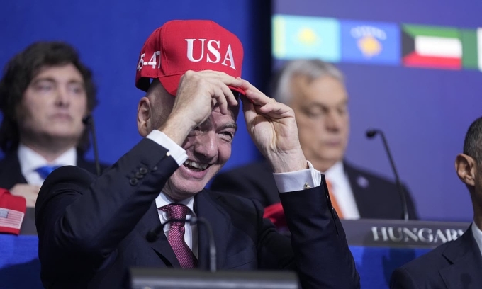 Chủ tịch FIFA Gianni Infantino trong phiên họp của Hội đồng Hòa bình ở thủ đô Washington D.C., Mỹ ngày 19/2/2026. Ảnh: AP