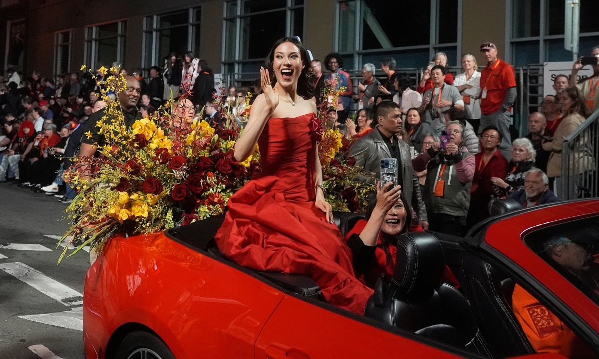 Eileen Gu được người Mỹ chào đón dù giành HC vàng cho Trung Quốc