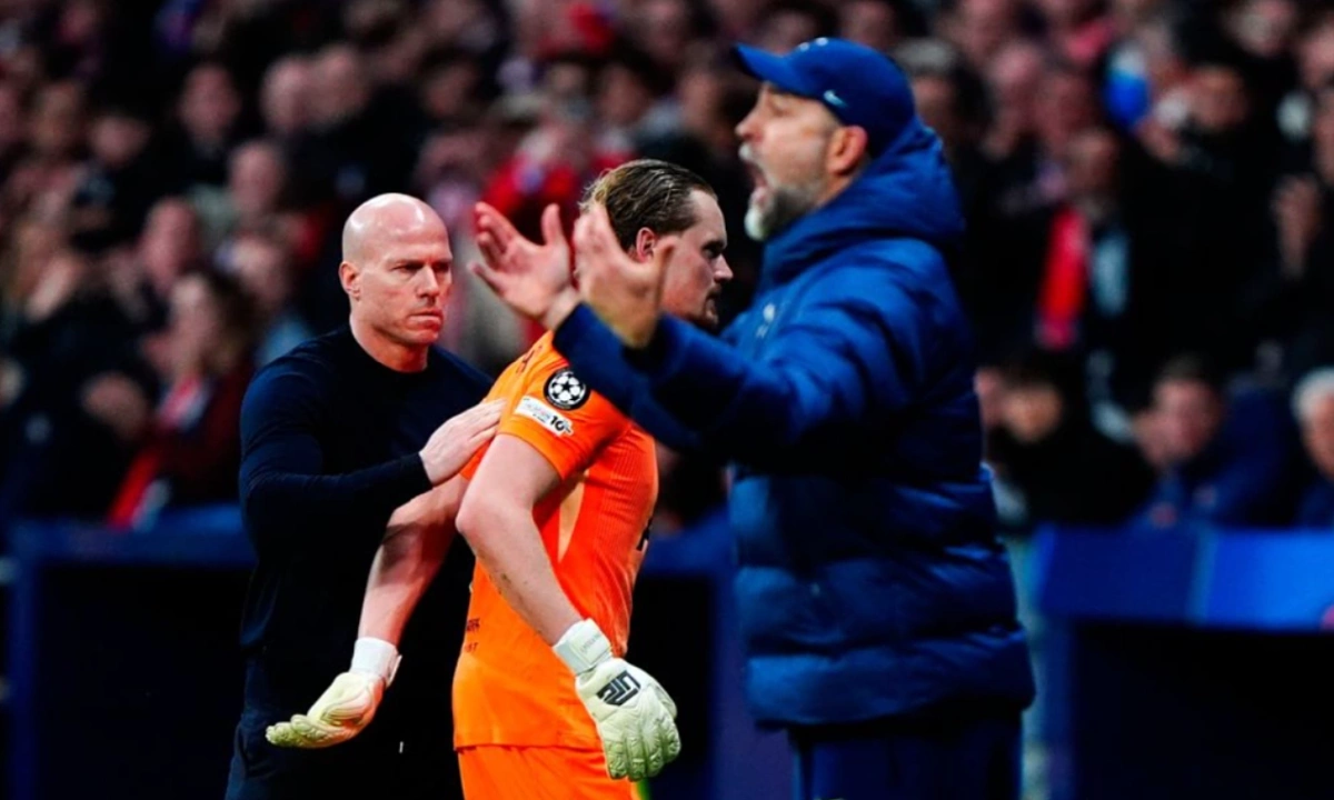 Merson: 'Tottenham tính sa thải HLV Tudor sau trận gặp Liverpool'