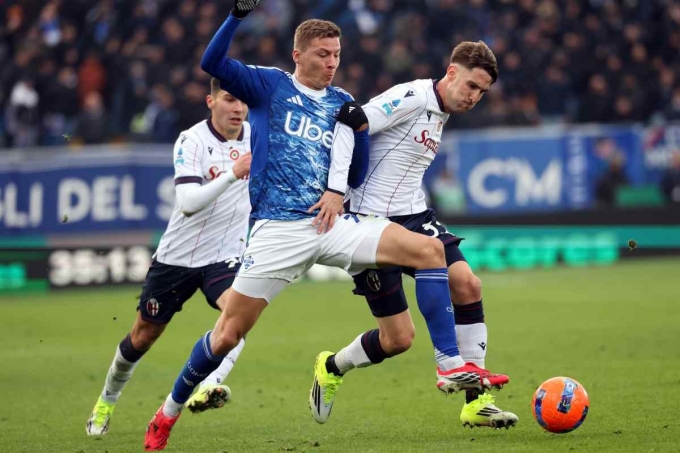 Serie A hấp dẫn hơn khi các ông lớn suy yếu và đội nhỏ nổi lên Các đội bóng nhỏ như Como, Bologna phát triển mạnh tại Serie A