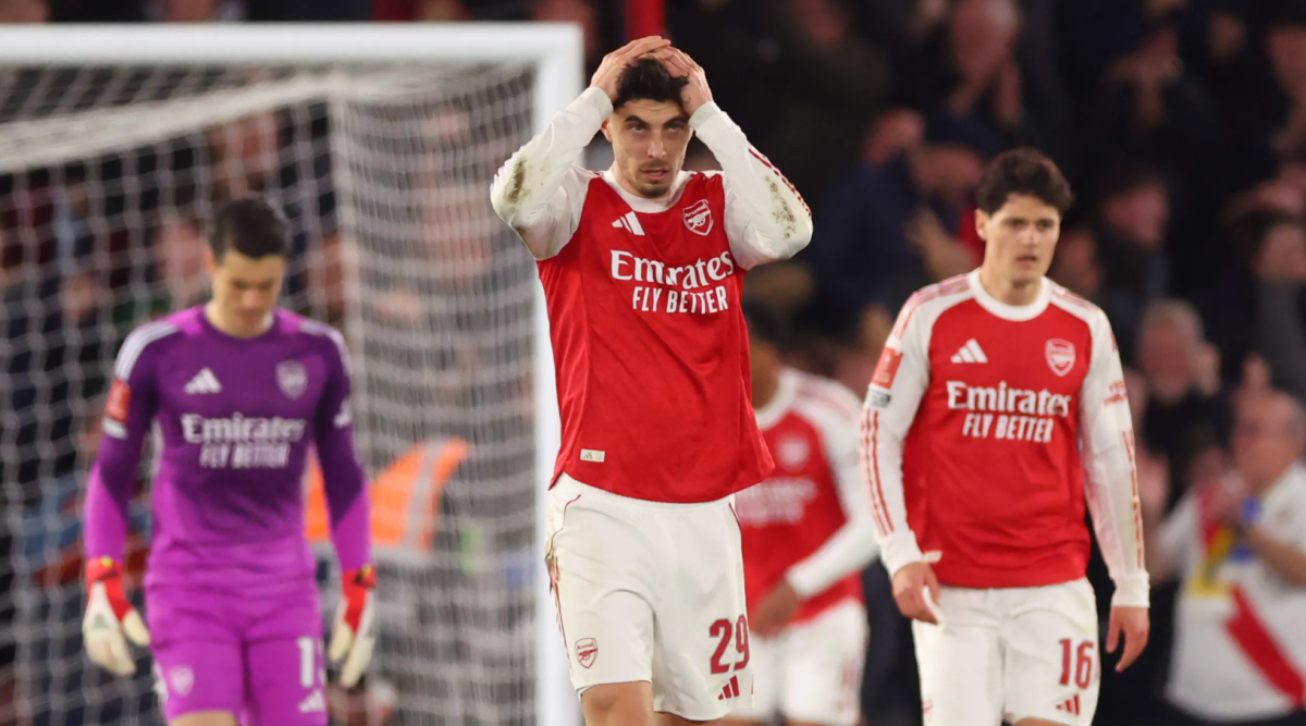 Arsenal bị loại sốc ở Cup FA