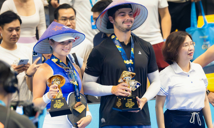 Pickleball legends Ben Johns, Anna Waters in spotlight at Hanoi tournament