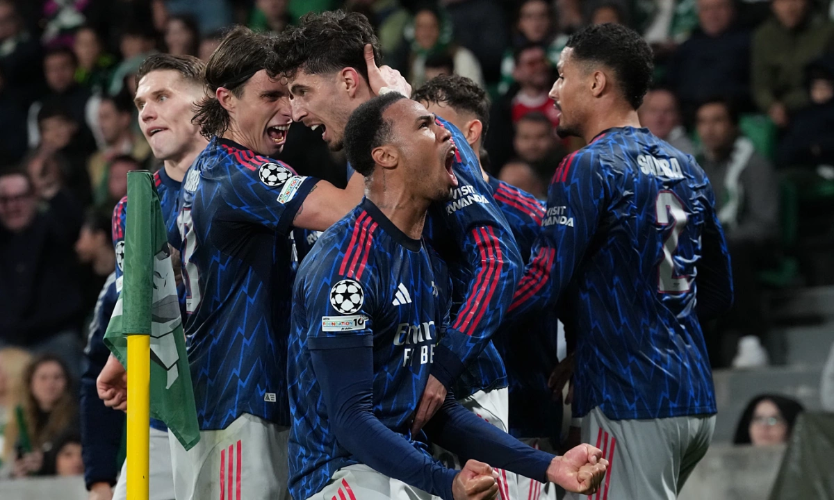 Ngoại hạng Anh giành thêm suất dự Champions League