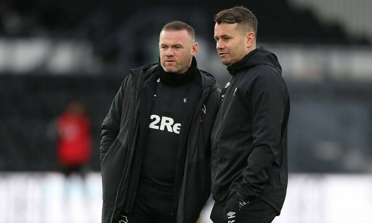 Cựu thủ môn Newcastle bịa chuyện về Rooney