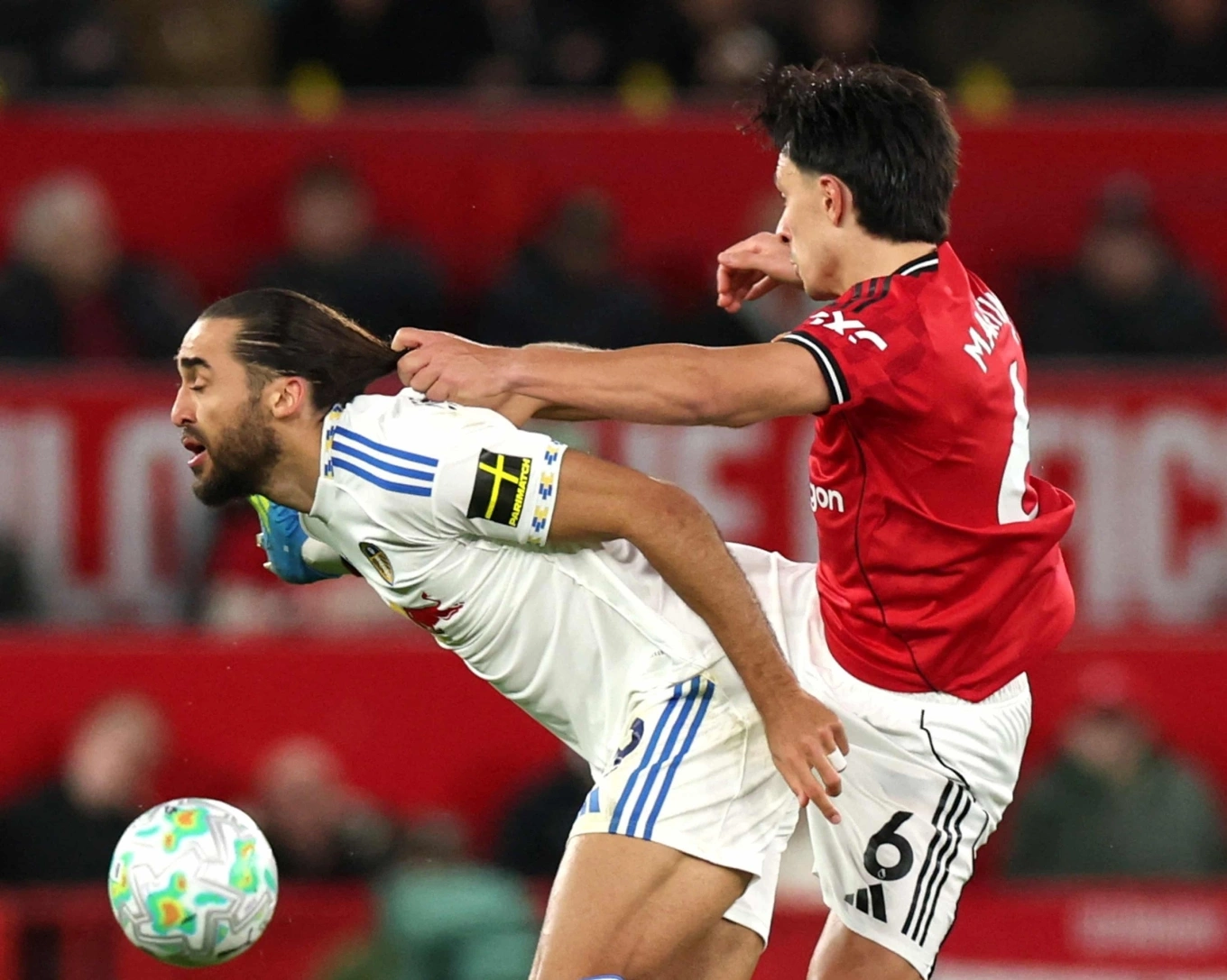 Man Utd nhận thất bại lịch sử tại Old Trafford sau 45 năm 2 Man Utd thua Leeds ngay tại Old Trafford - Báo VnExpress Thể thao