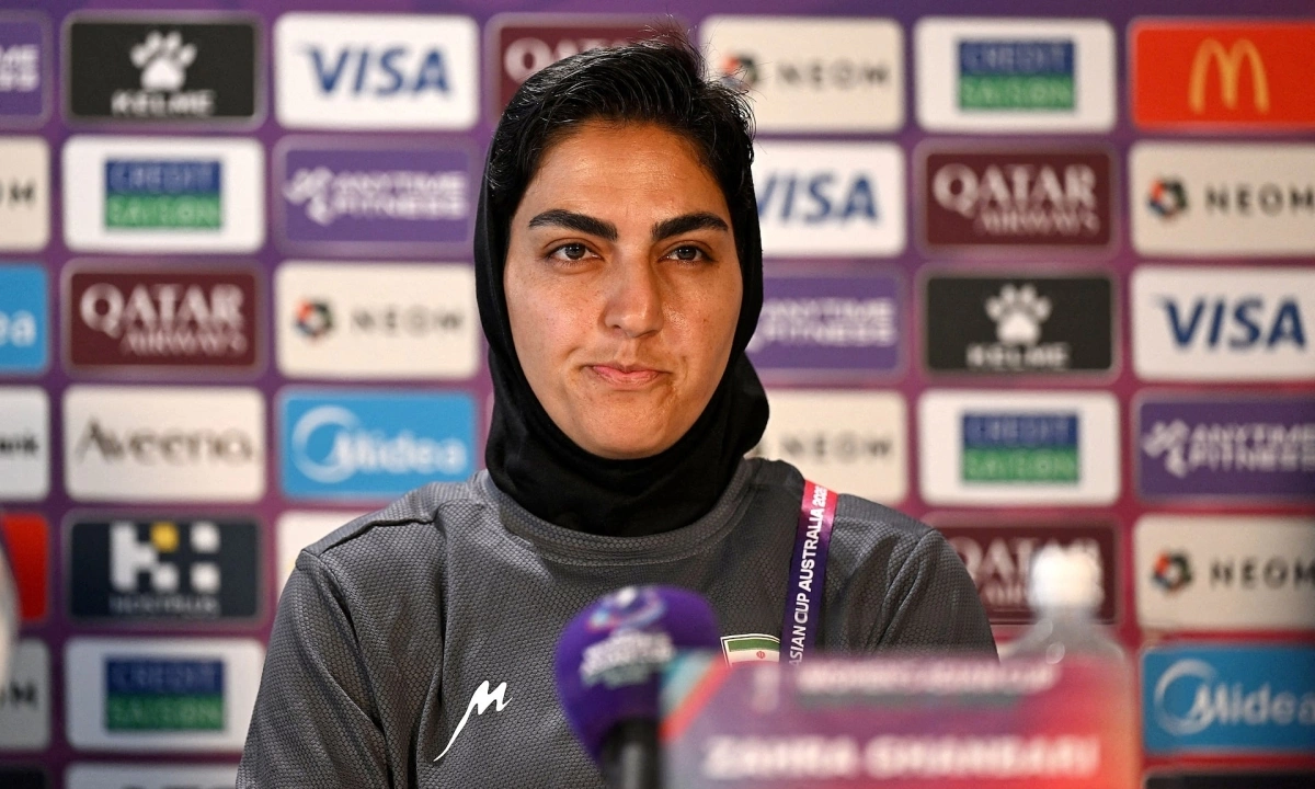 Đội trưởng nữ Iran được trả lại tài sản, thoát tội phản bội