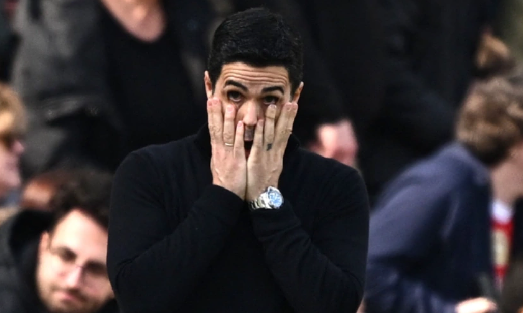 Carragher: 'Arsenal có thể là á quân bị chỉ trích nặng nề nhất lịch sử'