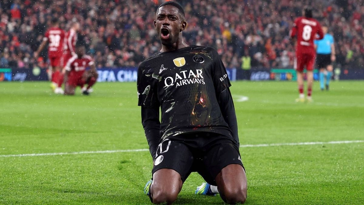 Ousmane Dembele thi đấu cho PSG Ousmane Dembele trong màu áo PSG