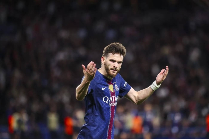 Kvaratskhelia góp cú đúp trong trận PSG 5-4 Bayern ở lượt đi bán kết Champions League trên sân Parc des Princes tối 28/4. Kvaratskhelia ghi bàn kép cho PSG trước Bayern