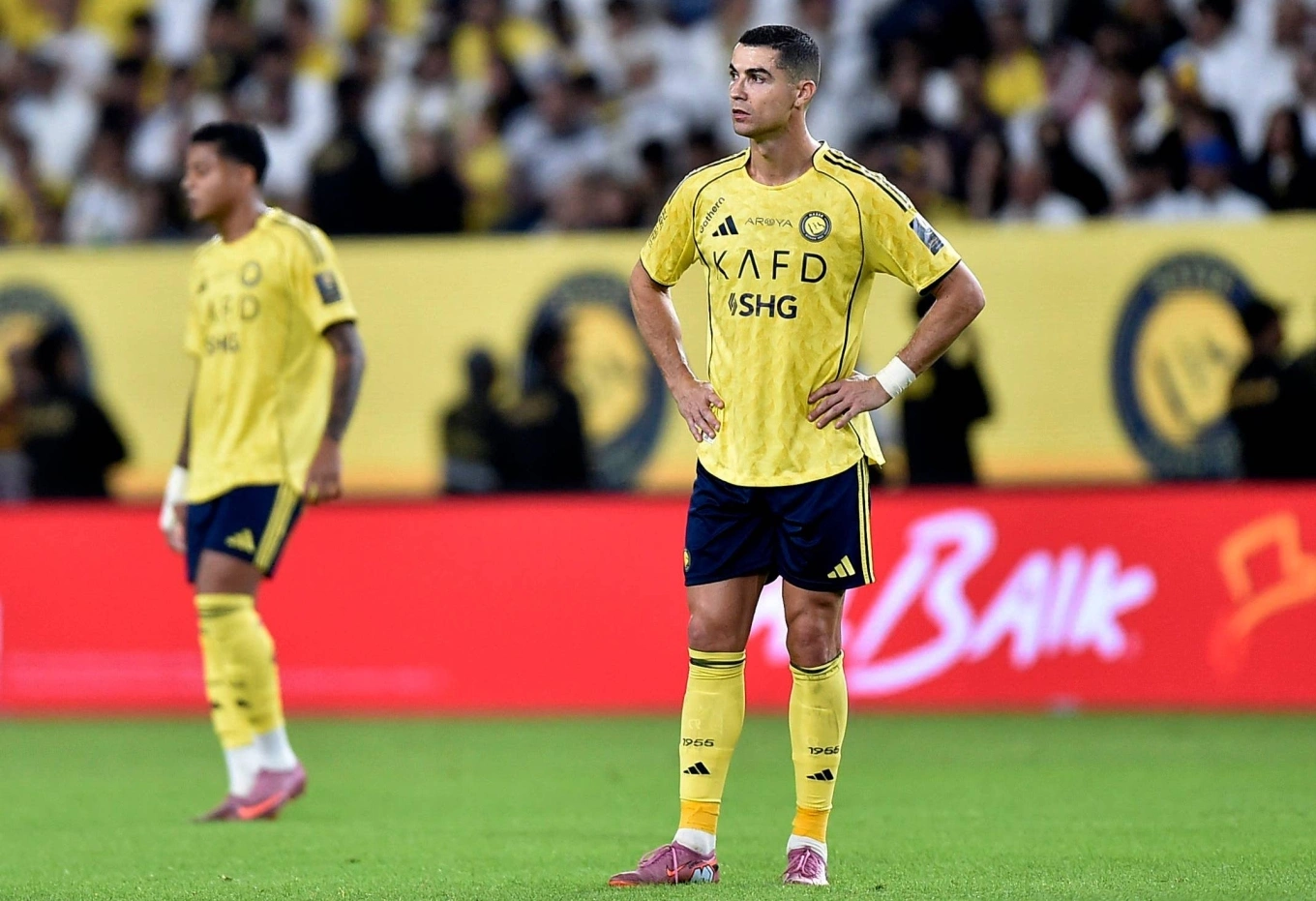 Ronaldo vô duyên, Al Nassr ngã ngựa cay đắng trước ngưỡng cửa vô địch 1 Đội của Ronaldo vấp ngã trên đường đua vô địch - Báo VnExpress Thể thao
