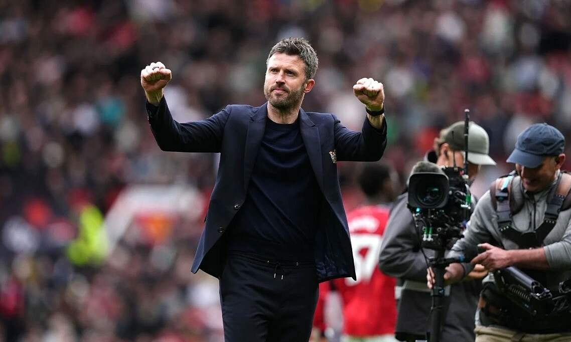 Các cựu thủ quân Man Utd tranh cãi về Carrick