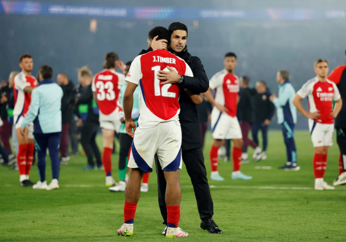 Arsenal trở lại Champions League dưới thời Mikel Arteta HLV Mikel Arteta đưa Arsenal trở lại Champions League