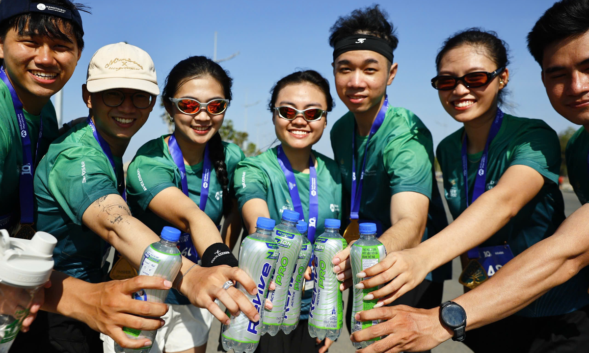 Revive tiếp sức chuỗi giải chạy VnExpress Marathon 2026