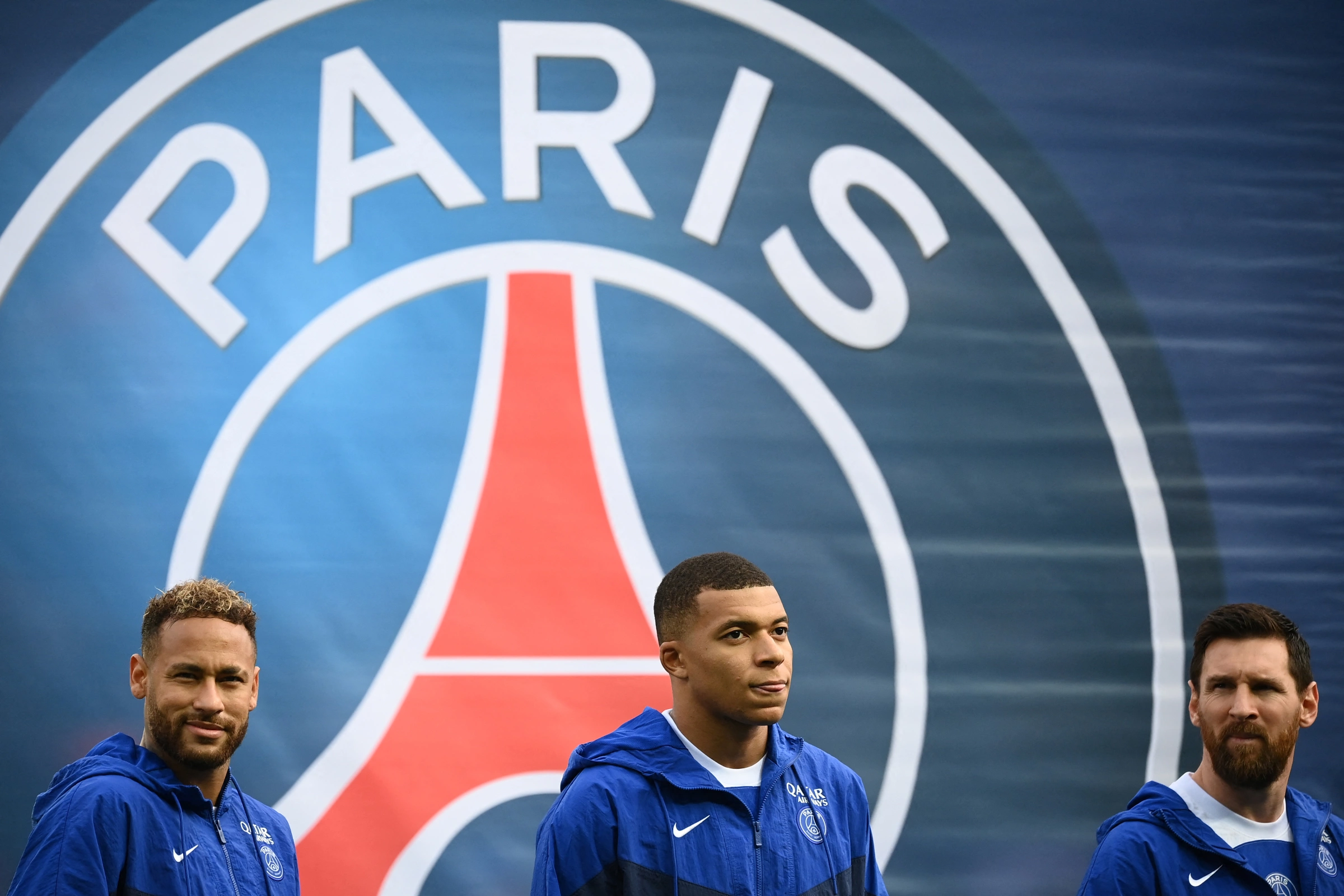 Luis Enrique mang lại bộ mặt mới cho PSG HLV Luis Enrique dẫn dắt PSG