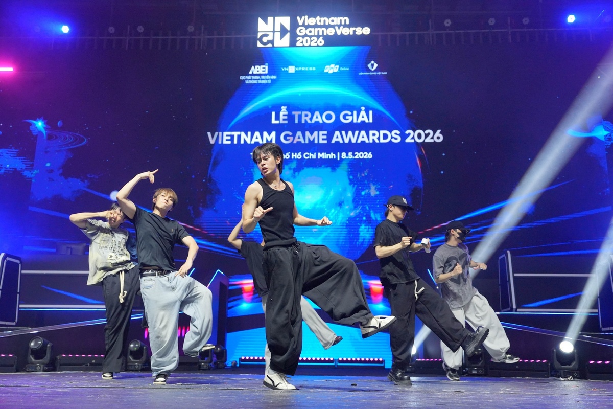 Dàn sao tập dượt trước thềm gala Vietnam Game Awards 2026 Dàn sao tập dượt trước thềm gala Vietnam Game Awards 2026