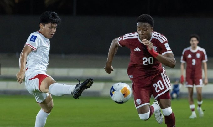 Indonesia (áo trắng) thất thủ 0-2 trước Qatar ở lượt thứ hai bảng B giải U17 châu Á 2026. Ảnh: AFC.