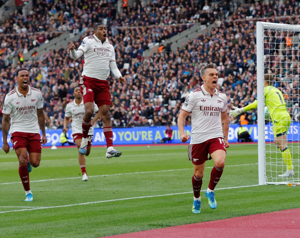 Arsenal nhận tin sét đánh sau khi bỏ xa Man City 5 điểm 1 Arsenal tiến sát ngôi vương Ngoại hạng Anh - Báo VnExpress Thể thao