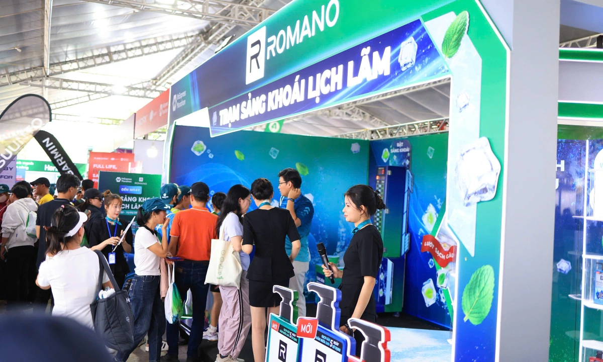 Runner trải nghiệm 'trạm sảng khoái' của Romano tại VM Cần Thơ
