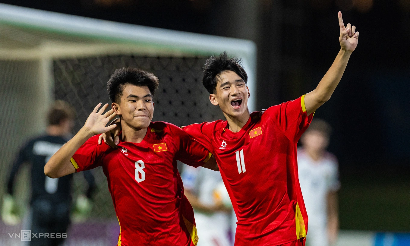 CĐV Thái Lan lo lắng Việt Nam "sẽ thống trị Đông Nam Á trong 10 năm tới" 1 Truyền thông Đông Nam Á: 'U17 Việt Nam làm nên lịch sử' - Báo VnExpress Thể thao