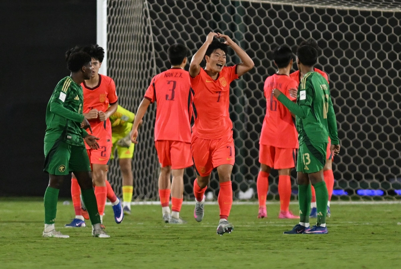 Báo Trung Quốc tự tin hạ U17 Việt Nam hoặc Úc để vào chung kết 2 Trung Quốc vào bán kết U17 châu Á sau 22 năm - Báo VnExpress Thể thao