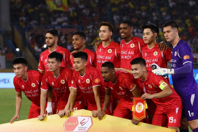 Đội hình xuất phát của Công an Hà Nội trong trận thắng Thanh Hóa 2-0 ở vòng 23 V-League 2025-2026, trên sân Hàng Đẫy ở Hà Nội ngày 17/5/2026. Đội hình xuất phát của Công an Hà Nội trận thắng Thanh Hóa