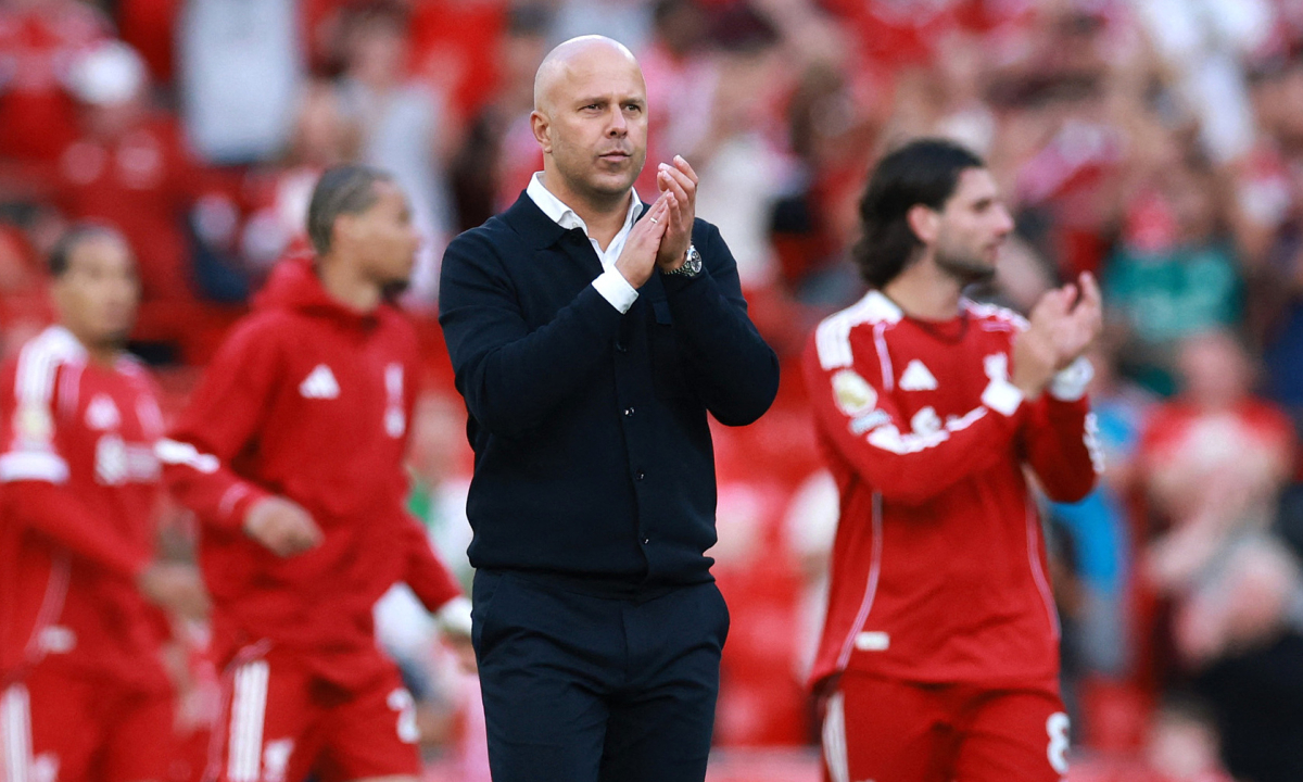 Liverpool sa thải HLV Arne Slot
