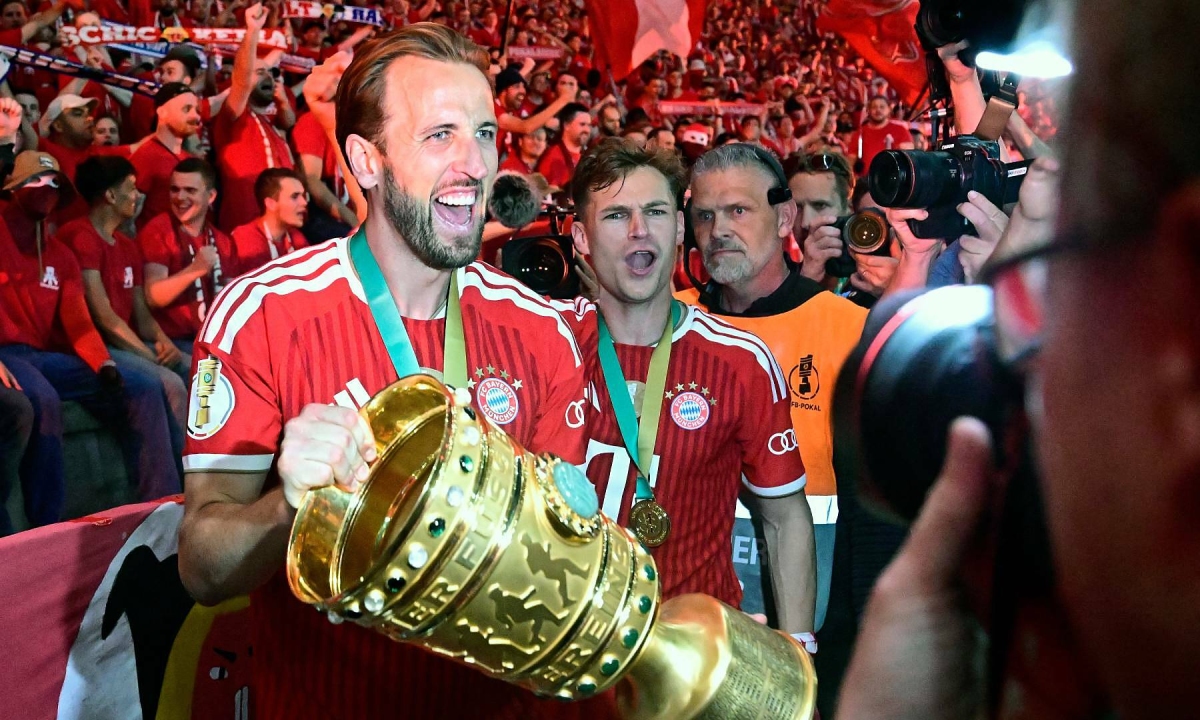 Kane dẫn đầu cuộc đua Quả Bóng Vàng 2026