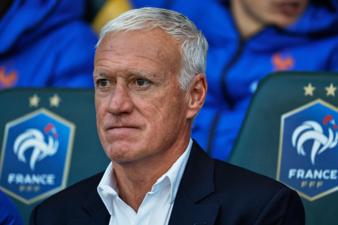 HLV Didier Deschamps trước trận giao hữu gặp Bờ Biển Ngà. Ảnh: AP