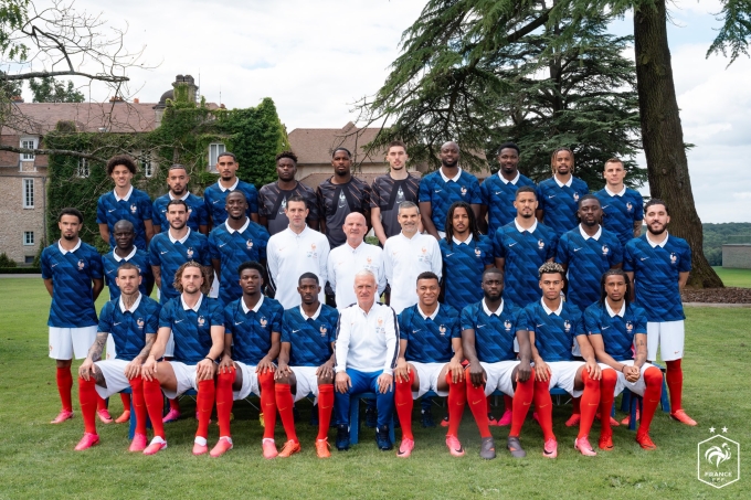 Đội tuyển Pháp chụp ảnh tập thể trước thềm World Cup 2026 tại trung tâm huấn luyện Clairefontaine, Paris Đội tuyển Pháp chụp ảnh tập thể trước thềm World Cup 2026