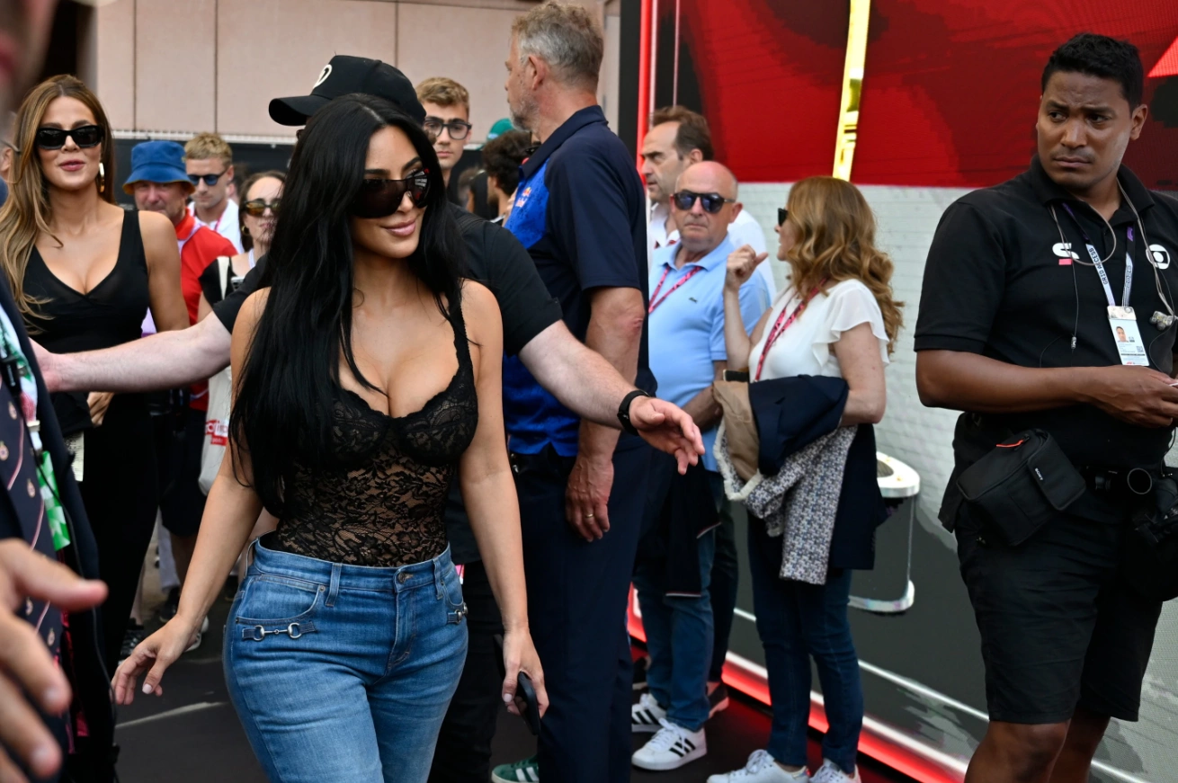 Kim Kardashian gây tranh cãi tại Grand Prix Monaco - Báo VnExpress Thể thao