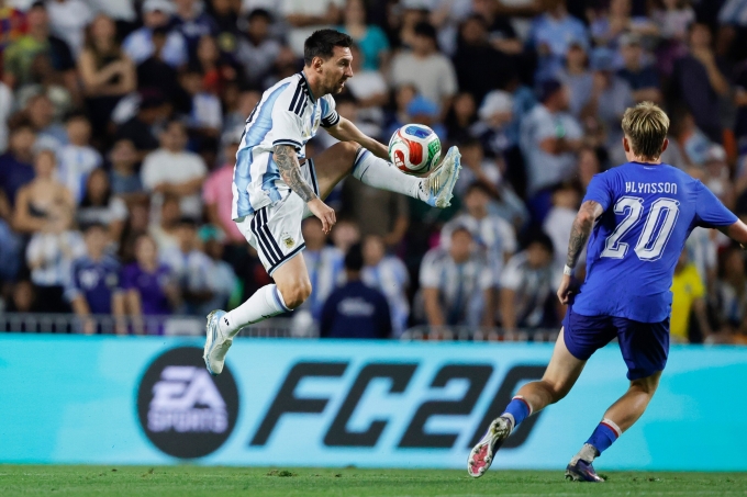 Messi tuyên bố đanh thép, thách thức mọi đối thủ lật đổ ngai vàng của Argentina 2 Messi: 'Tôi tận hưởng World Cup một cách thanh thản hơn' - Báo VnExpress Thể thao