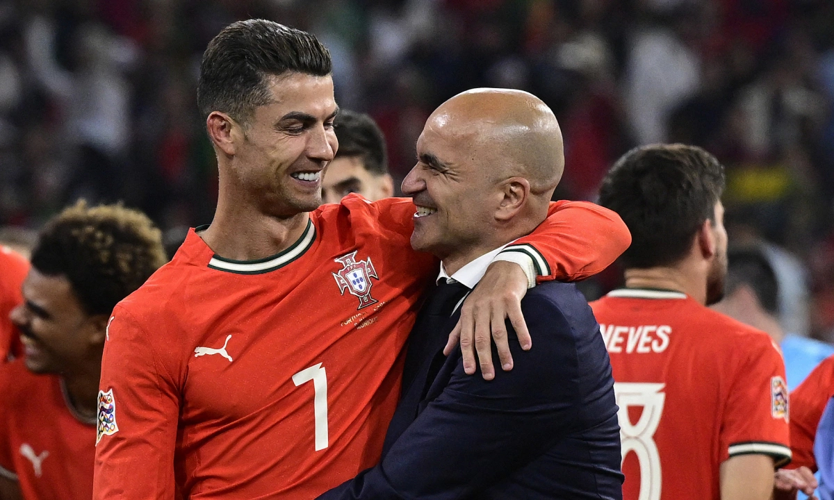 HLV Bồ Đào Nha: 'Ronaldo như mới 18 tuổi'