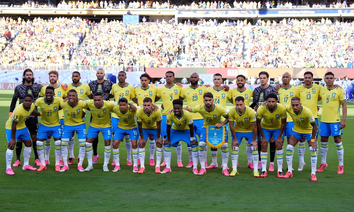 Vì sao đa số cầu thủ đi giày hồng ở World Cup 2026?