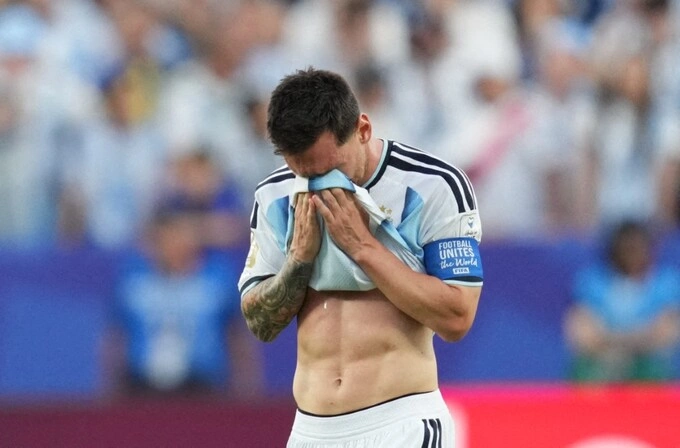 Lionel Andres Messi (Argentina) gestures during Group J FIFA World Cup 2026 between Argentina and Algeria in Kansas Stadium, Kansas, United States on June 16, 2026. Photo by NurPhoto via AFP