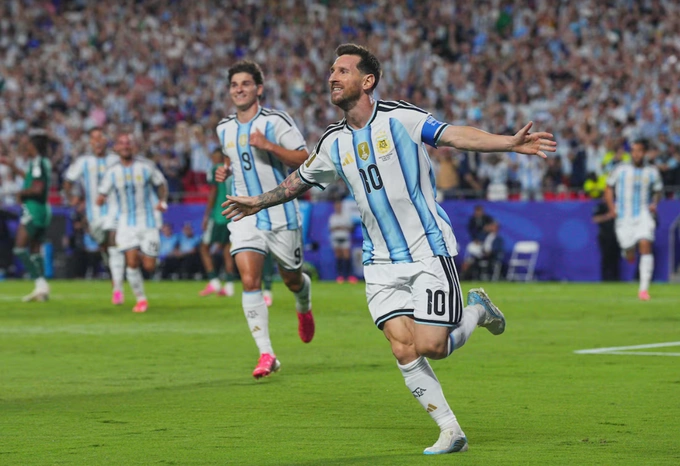 Lionel Messi mừng bàn trong trận Argentina thắng Algeria 3-0 ở lượt ra quân bảng J World Cup 2026 trên sân Kansas City, Mỹ ngày 16/6/2026. Ảnh: Reuters