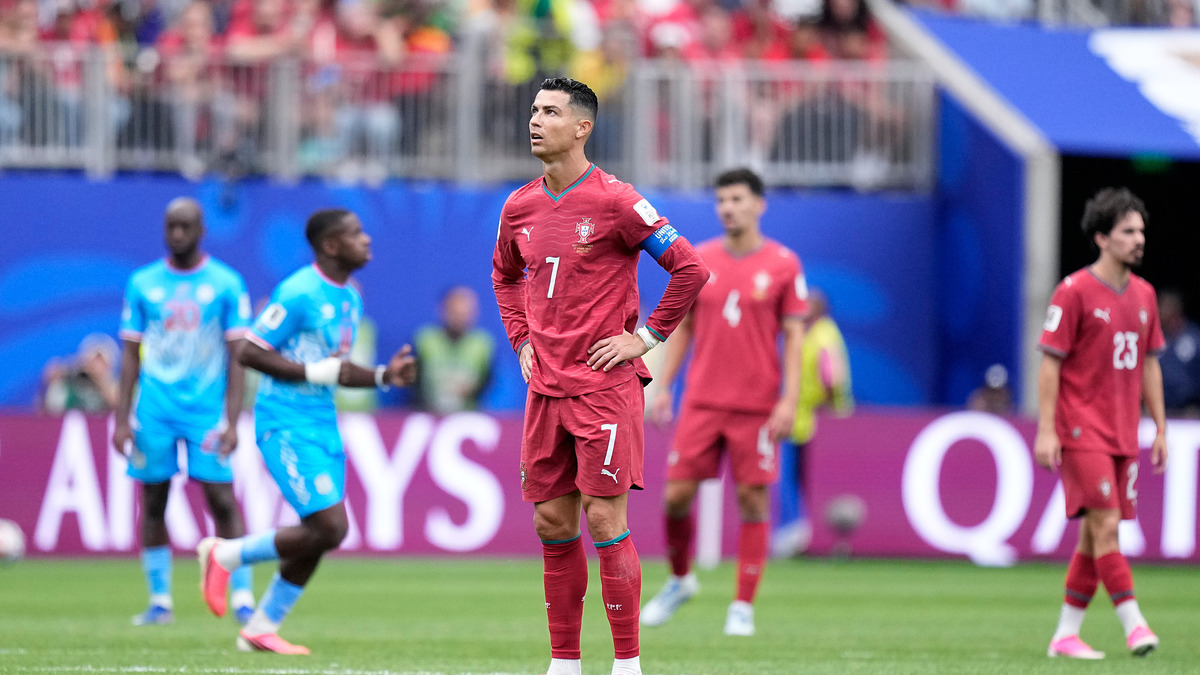 Ronaldo im tiếng khi Bồ Đào Nha hòa Congo ở World Cup