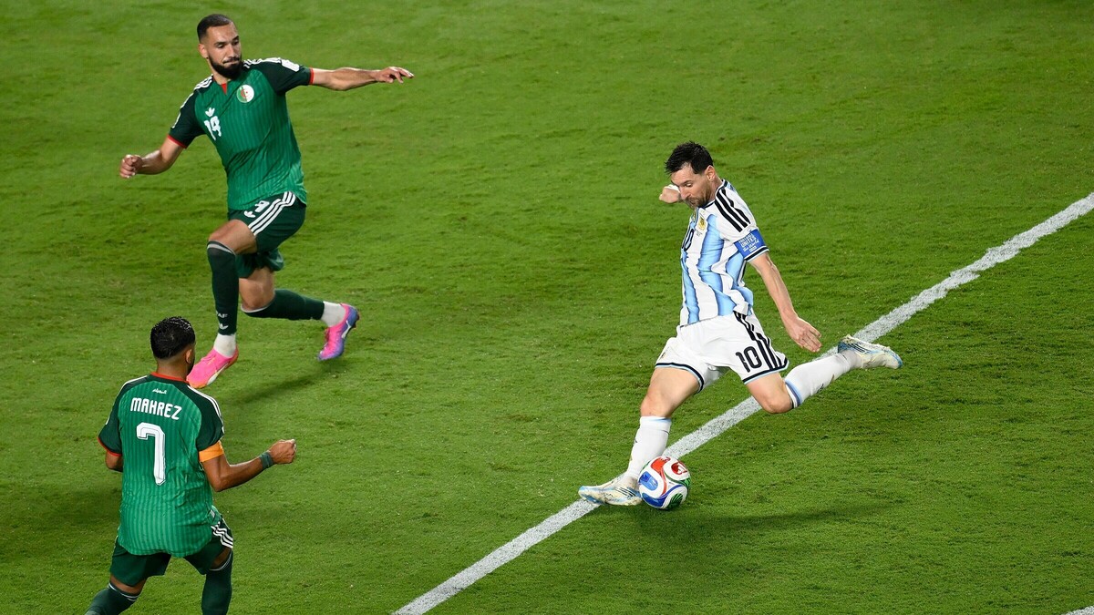 3 kỷ lục chờ Messi ở trận gặp Áo