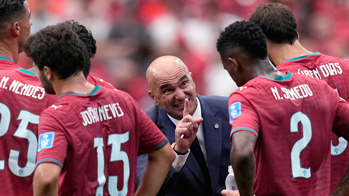 HLV Bồ Đào Nha: 'Ronaldo là điểm tham chiếu trong hệ thống tấn công'