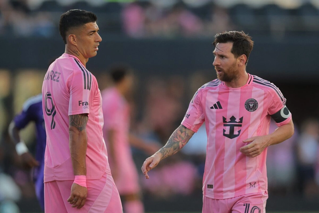 Luis Suarez (left) and Lionel Messi during the Inter Miami – Orlando City match at Chase Stadium, USA on May 18, 2025. Photo: Reuters