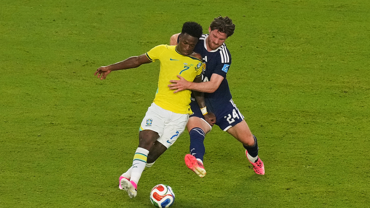 Vì sao các đội bảng C, F, H và J chịu thiệt ở vòng 1/16 World Cup?