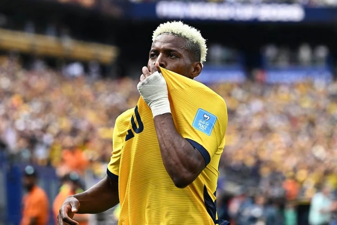 Nilson Angulo ăn mừng bàn thắng trong trận Ecuador – Đức ở vòng bảng World Cup 2026 trên sân MetLife, New Jersey, Mỹ ngày 25/6/2026. Ảnh: Reuters