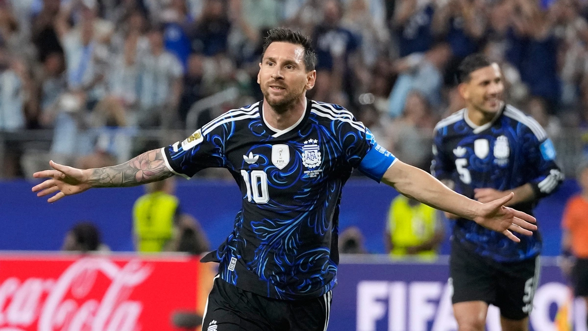Messi, Mbappe, Haaland vào đội hình hay nhất vòng bảng World Cup